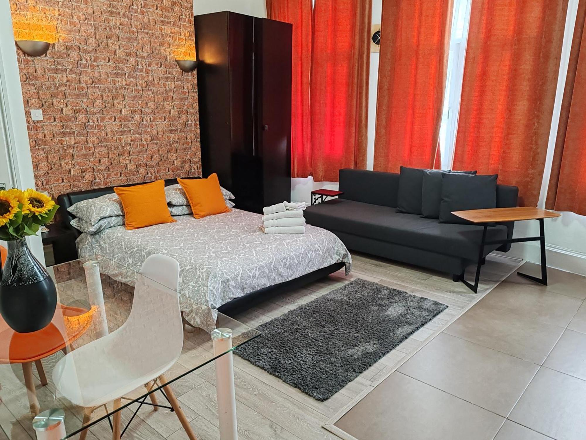 Kilburn High Road Studio Apartments Londen Buitenkant foto