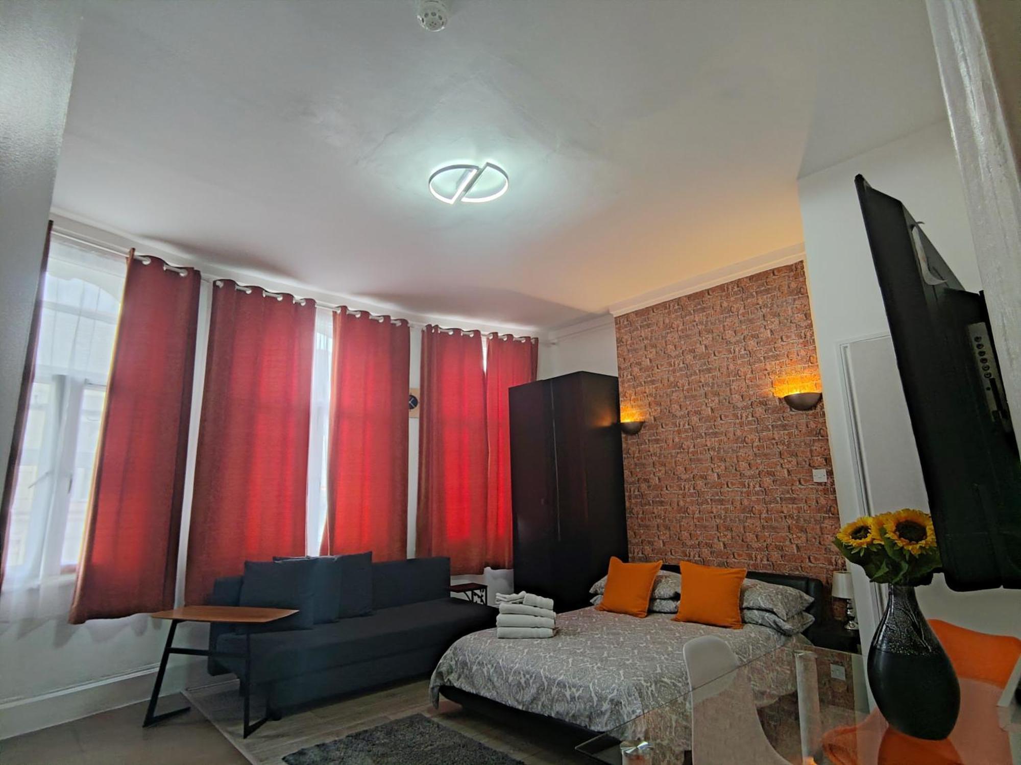 Kilburn High Road Studio Apartments Londen Buitenkant foto